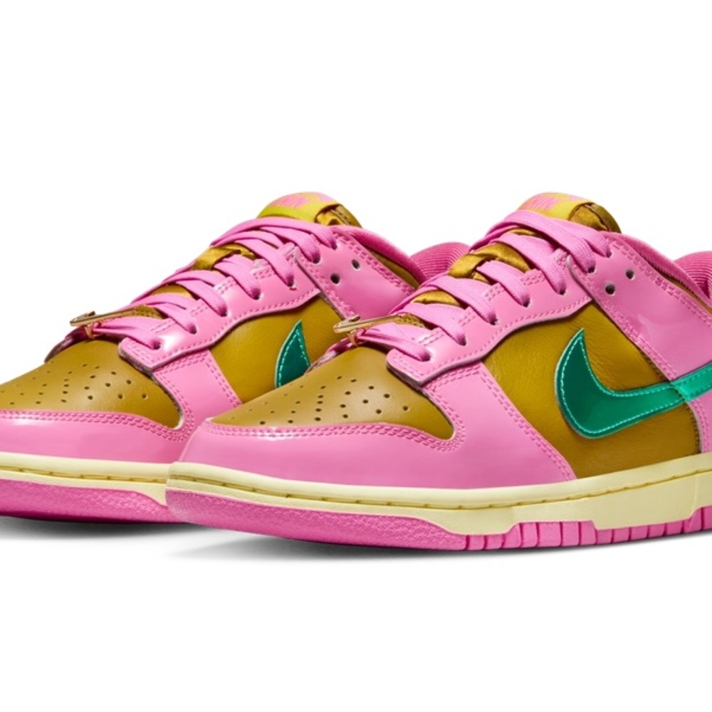 PARRIS GOEBEL X WMNS DUNK LOW 'PLAYFUL PINK'